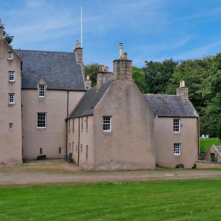 Вилла East Wing Lickleyhead Castle Auchleven Экстерьер фото